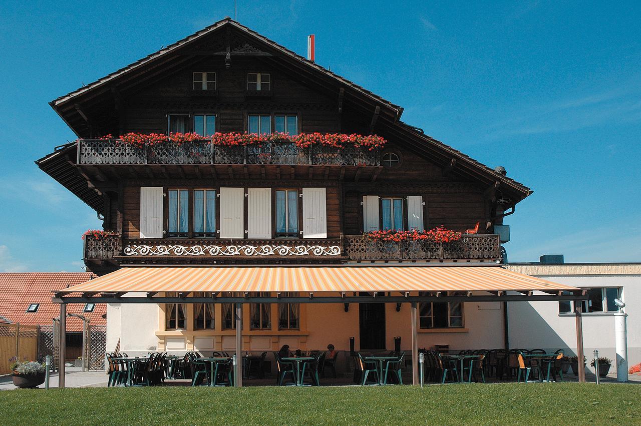 Hotel - Restaurant Le Manoir Vaulruz Exteriör bild